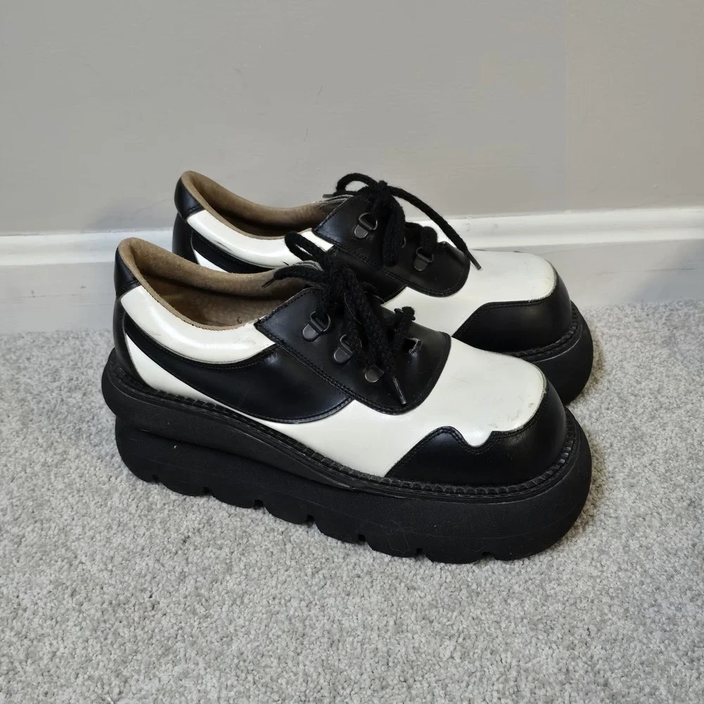 Vintage FLUEVOG Bunks Womens (9) 90s Black White Creeper Platform Rave Club - Picture 1 of 14